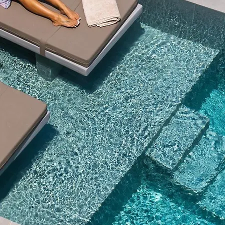 מלון Lavadoze Luxury